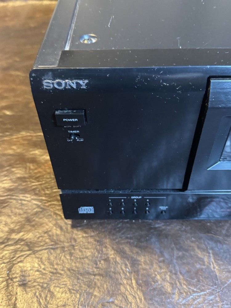 Sony CDP-CX153 Mega Storage 100 Disc CD Changer Player - Tested No Remote