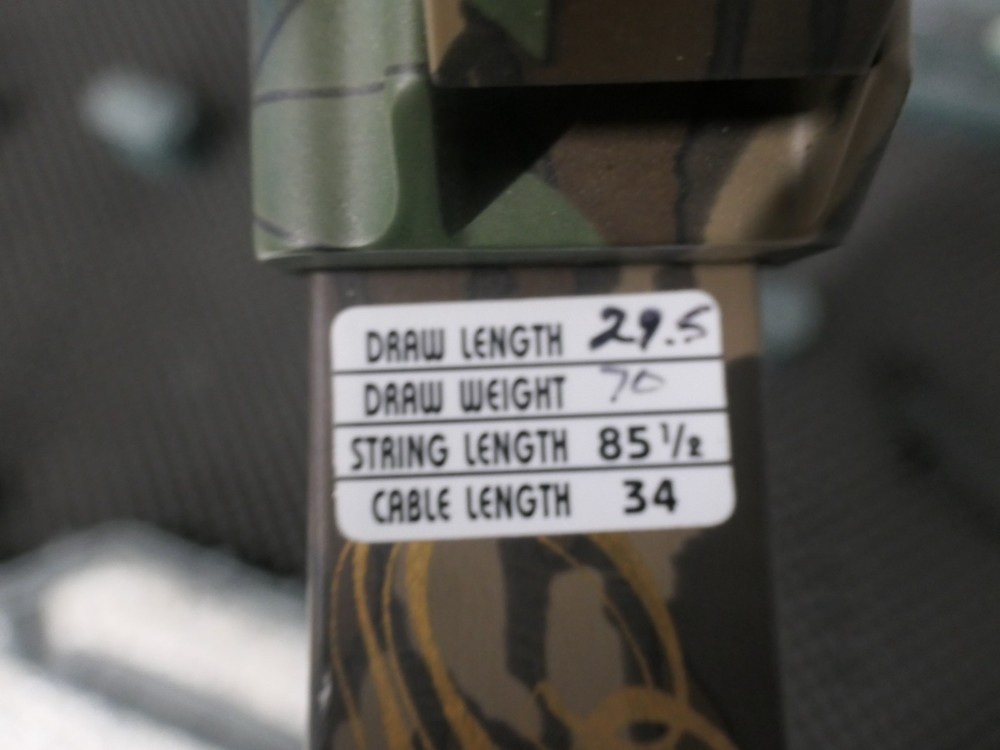 Mathews Solo Cam Machine Riser Bow RH 70LB