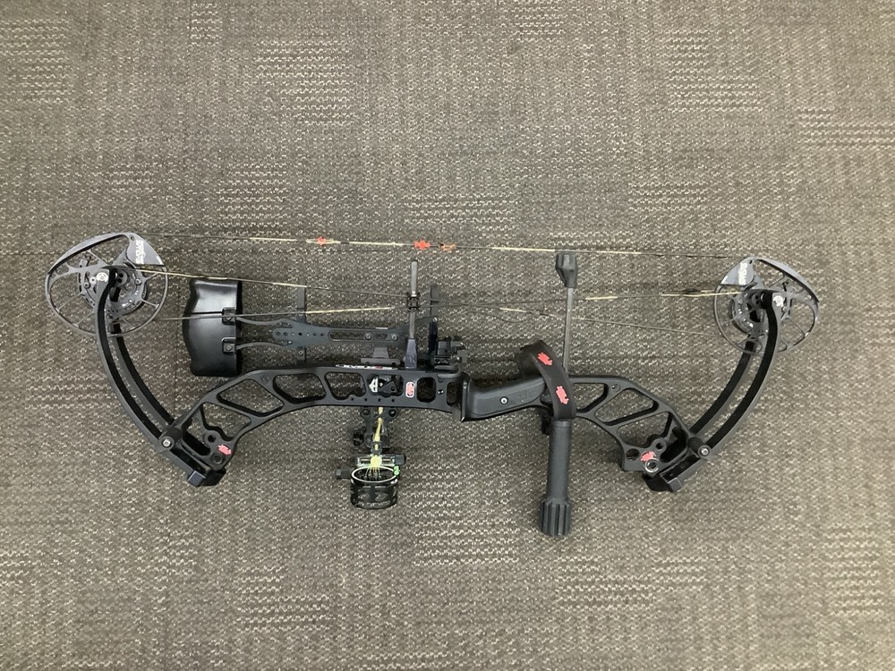 PSE EVO XF30 Right Handed Black Compound Bow