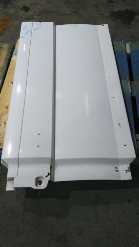 For 2007 VOLVO VNL SIDE FAIRING Left , OH