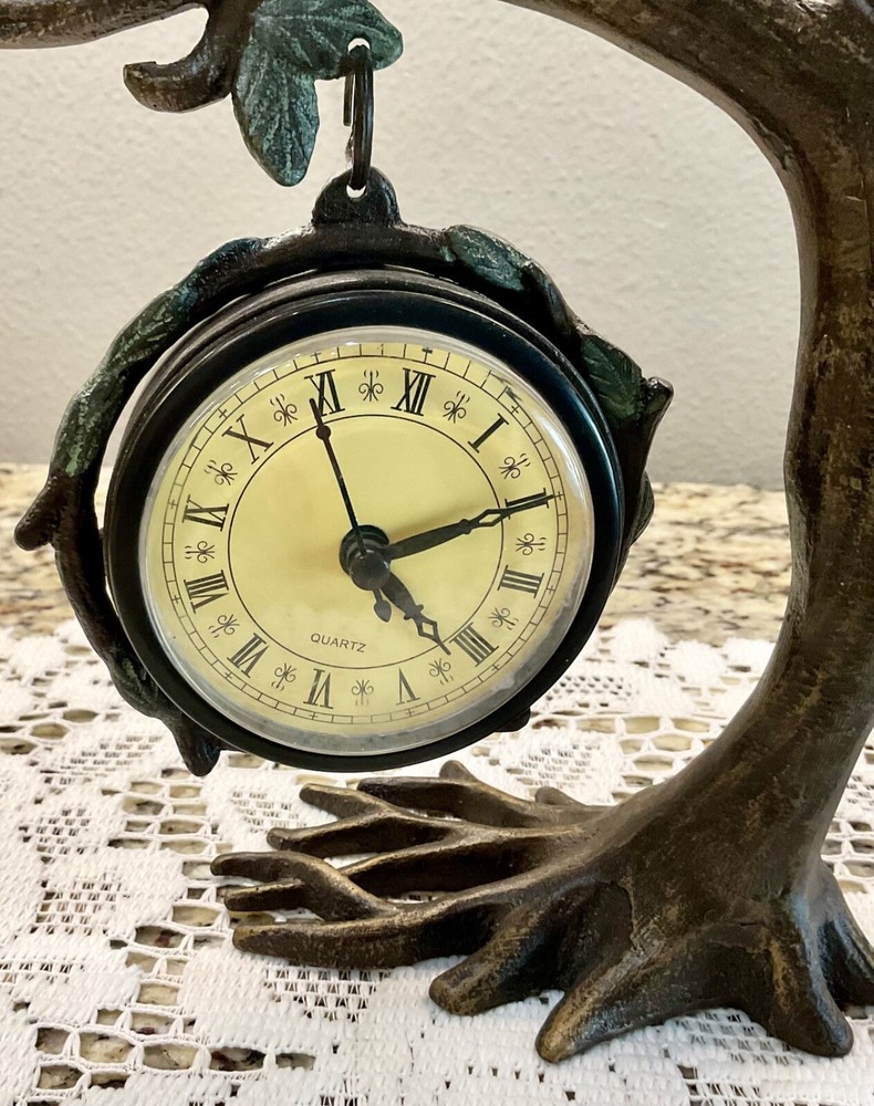 Bear on tree Limb Statue Quartz Clock Works