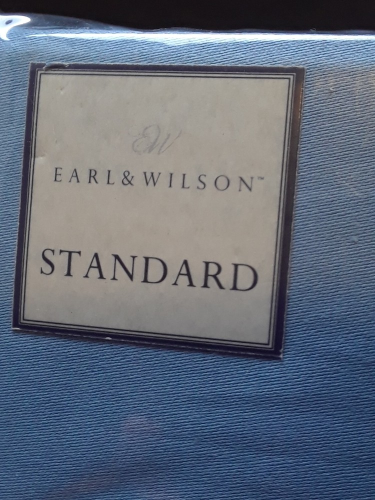 Earl & Wilson Collection Pillowcases blue solid 100% Cotton standard 300 tc New