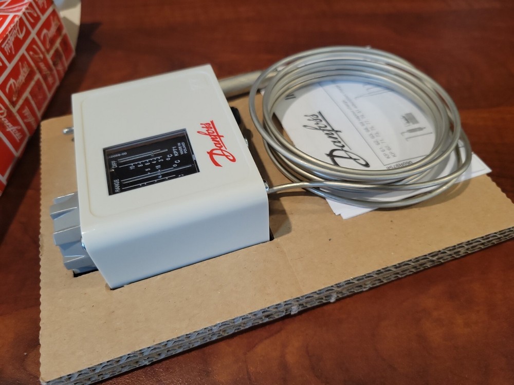 Danfoss Thermostat 060L111366