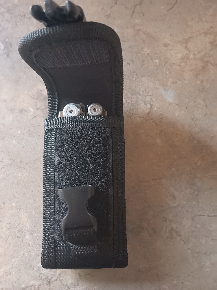 Leatherman Skeletool CX Multi-Tool - Plain Edge 154CM Blade/Sheath