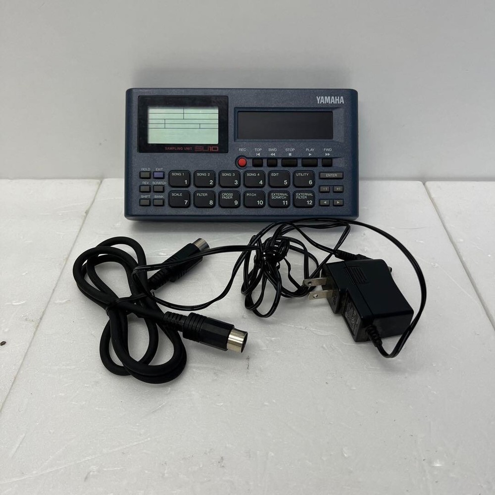 YAMAHA SU10 Sampling Unit MIDI Synthesizer