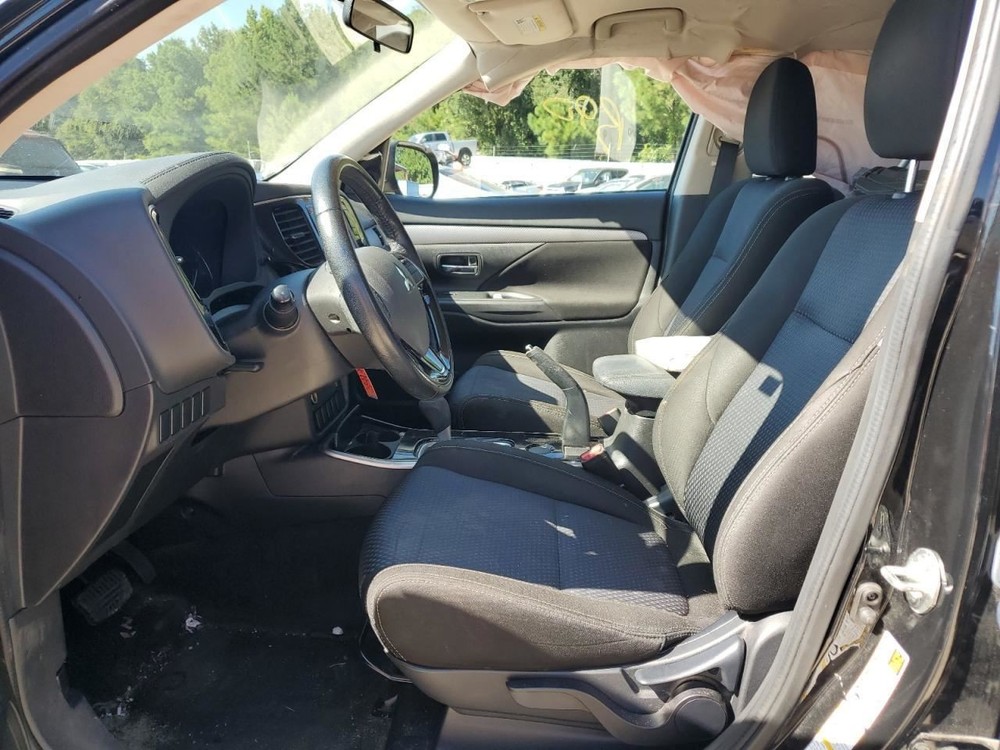 OUTLANDER 2017 Glove Box 4803825