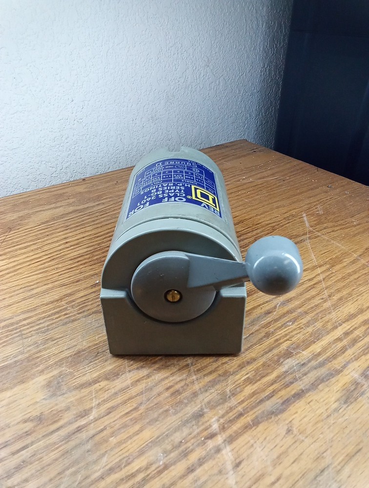 Square D 2601 Type BG 1 Series B Switch