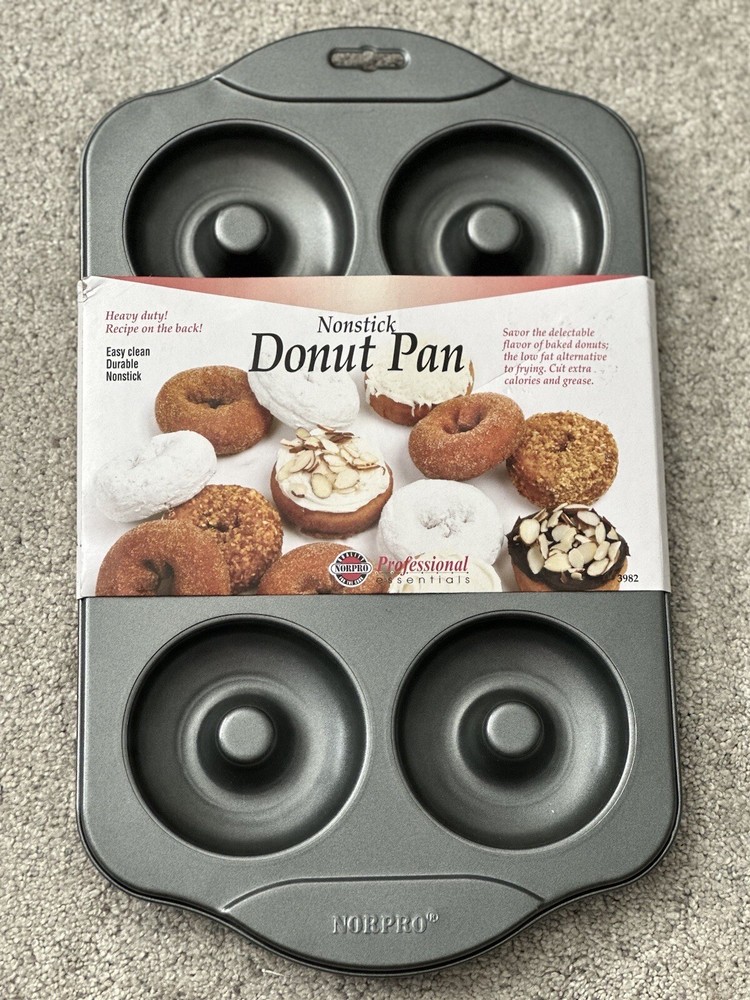 Donut baking pan 3 1/2"  6 Durable Non-Stick Easy Release Norpro