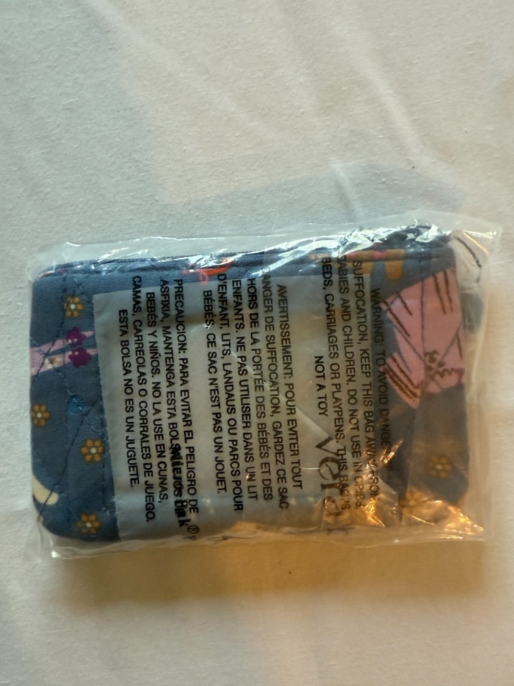 VERA BRADLEY ZIP ID CASE NWT CHOOSE YOUR PATTERN (I)