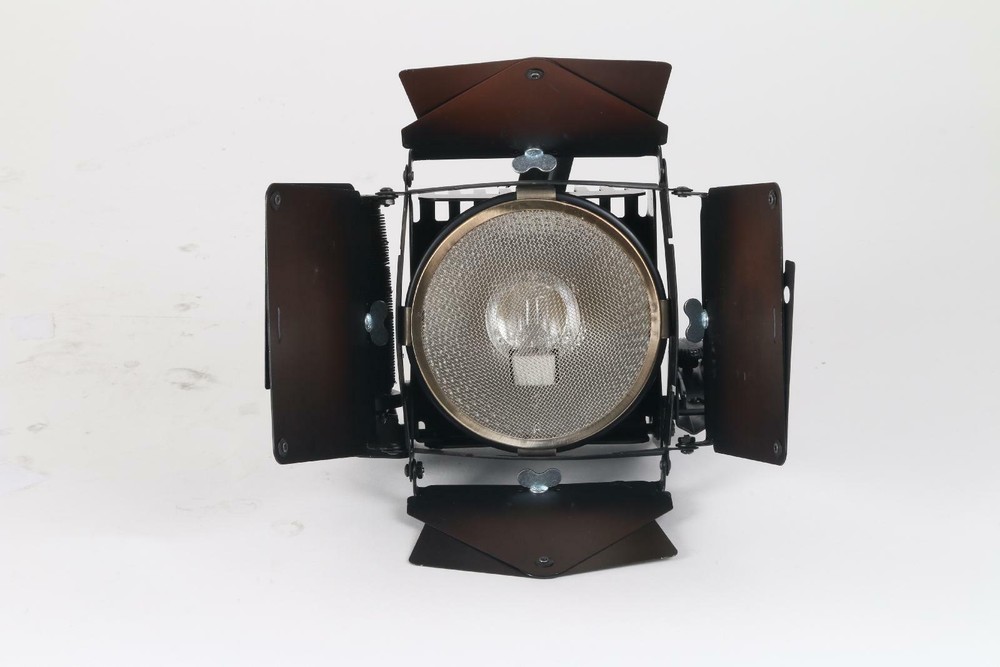 Lowel 500W Omni-Light - Fair Condition