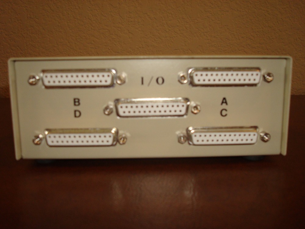 KENTEK DB25 4-way Manual Data Transfer Switch Box