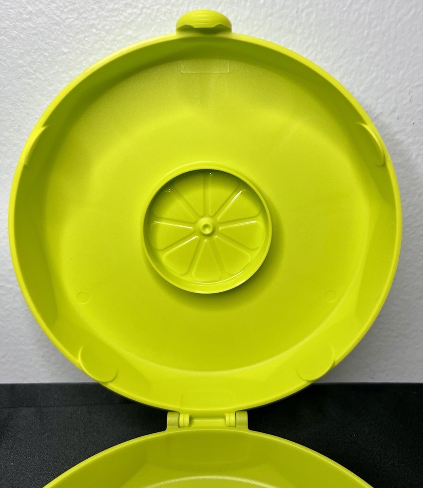 Trudeau Lime Green Citrus Bar Storage Container Interior Juicer Cone Keeper 6"