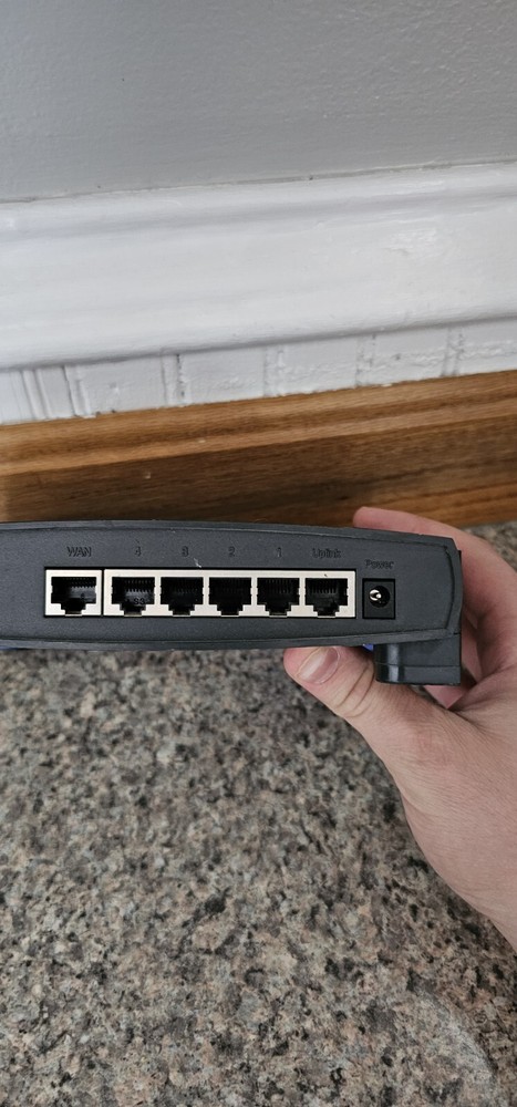 Linksys BEFSR41 v2 Wired Router/Switch