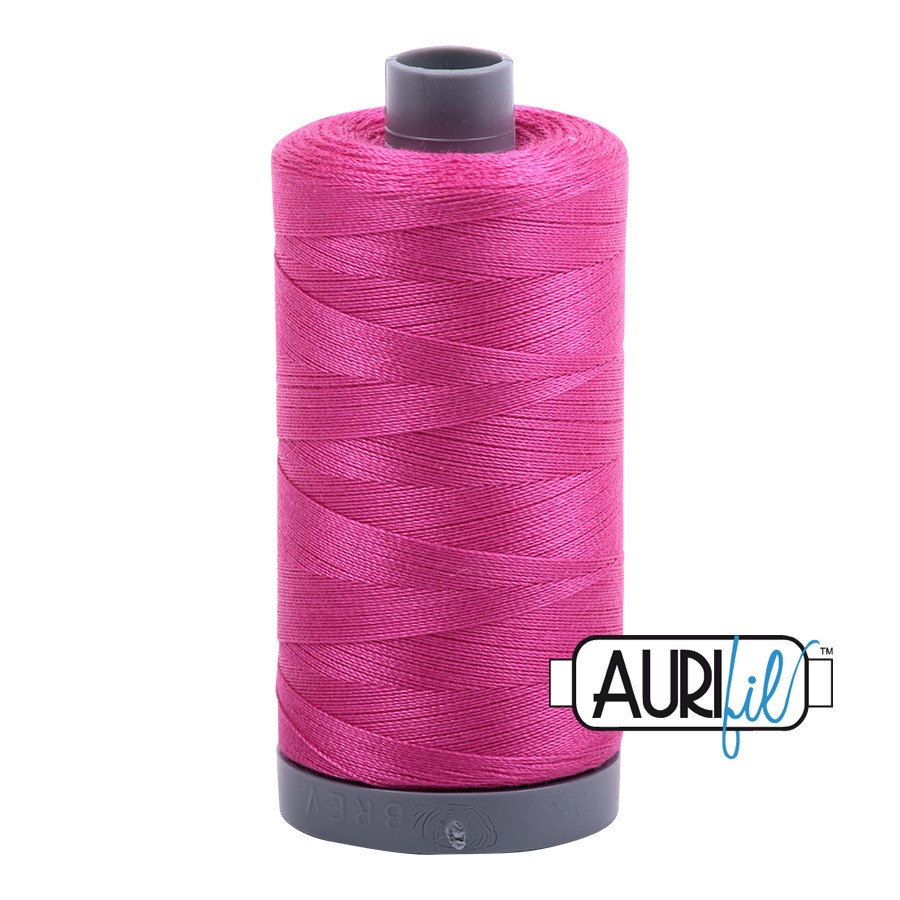 Fuchsia 4020 | 28wt Large Spool 750M / 820Y | Aurifil