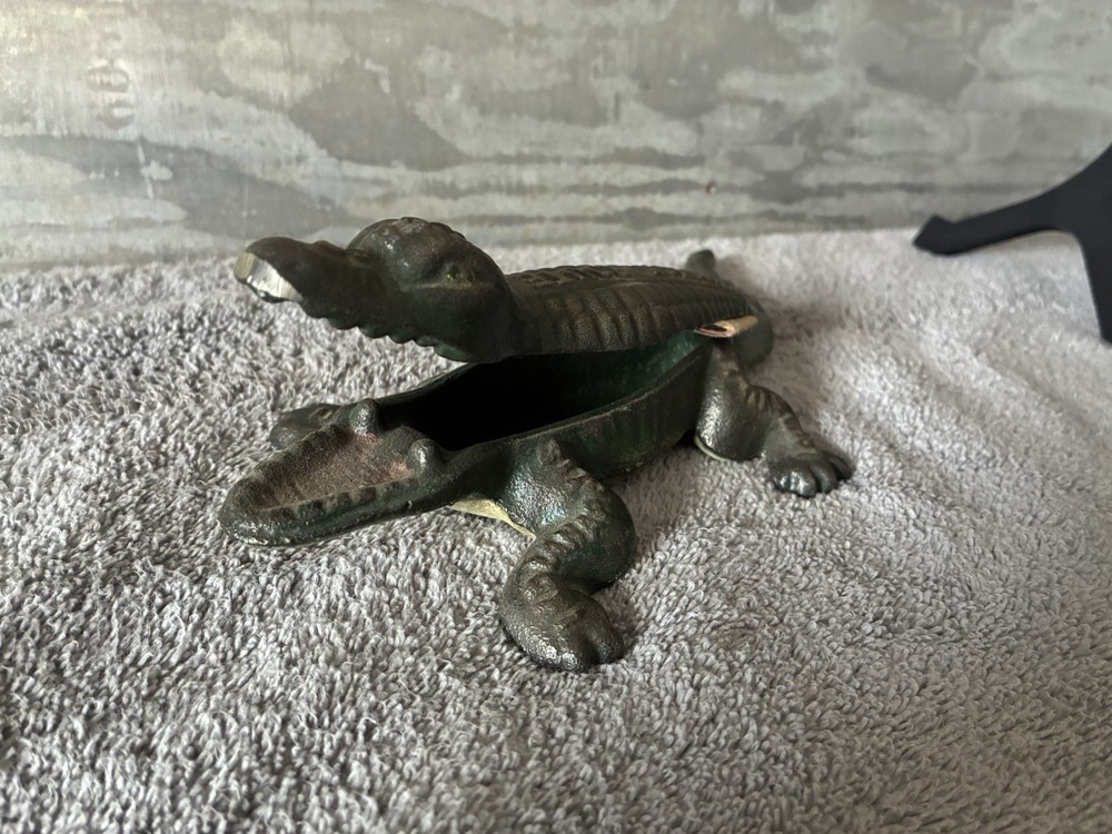 Cast Iron Monon Route Alligator Match Holder
