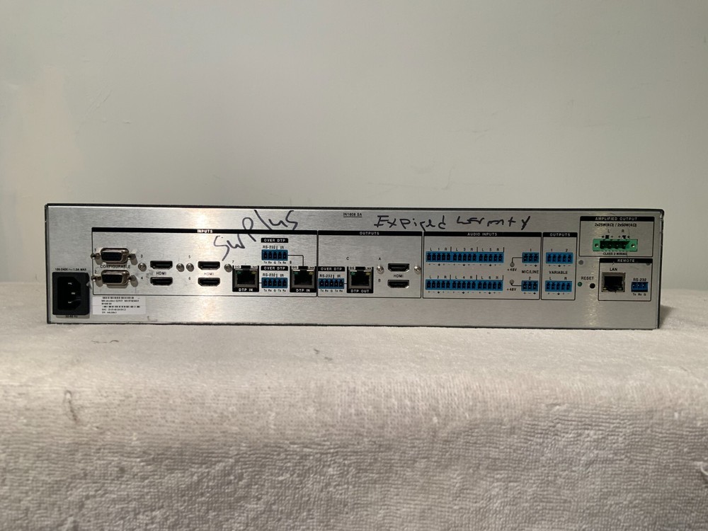 Extron IN1608 SA Scaling Presentation Switcher, 2U **BLINKING #1 LIGHT**