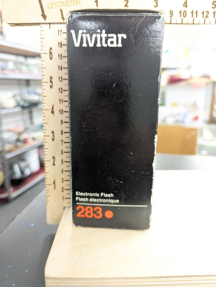Vivitar 283 Auto Thyristor Electronic Flash With Box Not Tested