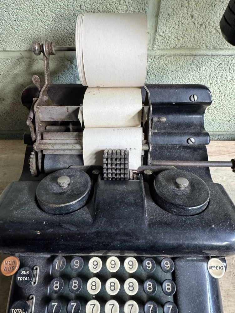 Antique Burroughs Class Adding Machine Appears To Work