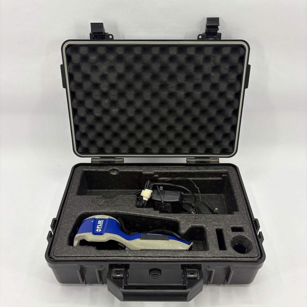 FLIR i7 Thermal Imaging Camera