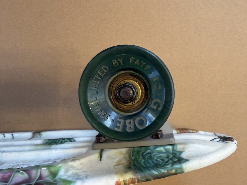 Globe Bantam Outback 23" Cruiser Skateboard Vintage