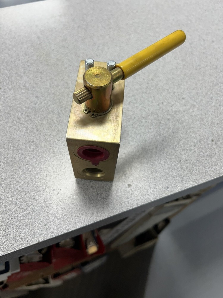 Great Plains 3 Way Selector Valve 810-152c