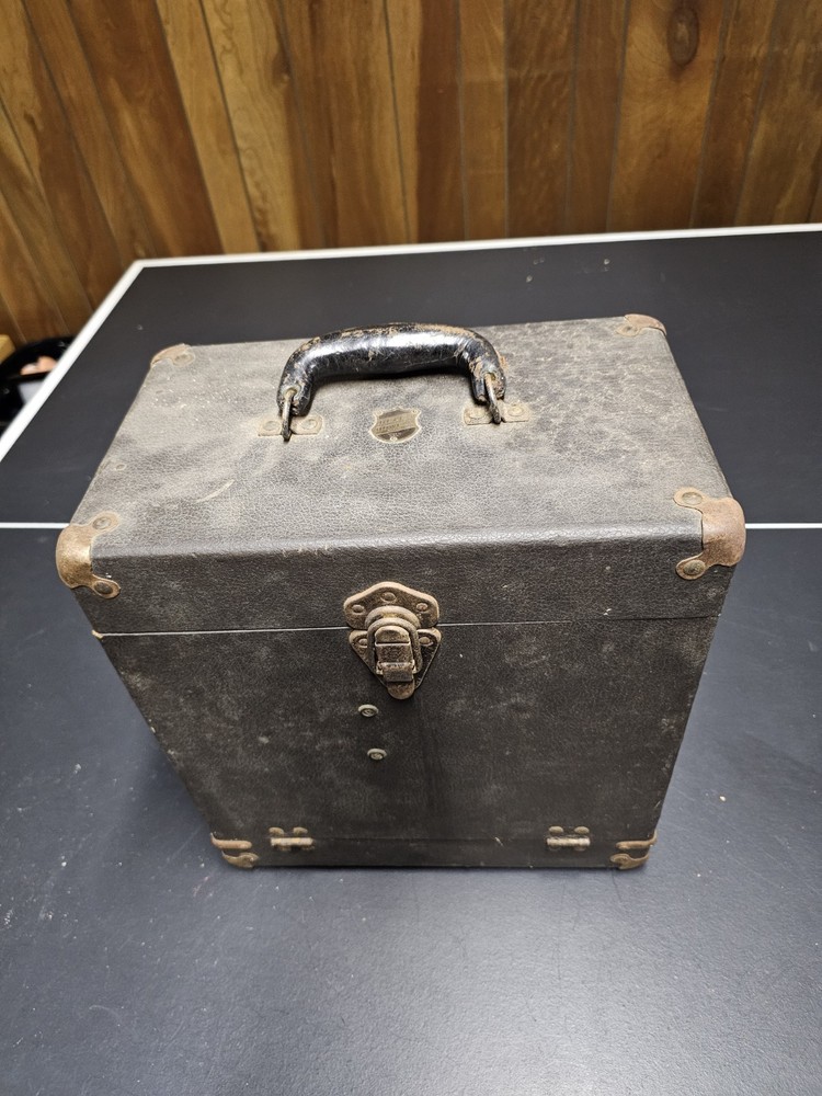 Bell & Howell Filmo 8mm Master 400 Projector