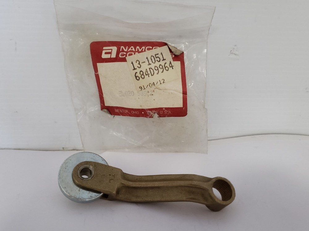 NAMCO EL02058922 ROLLER LEVER METAL NIB