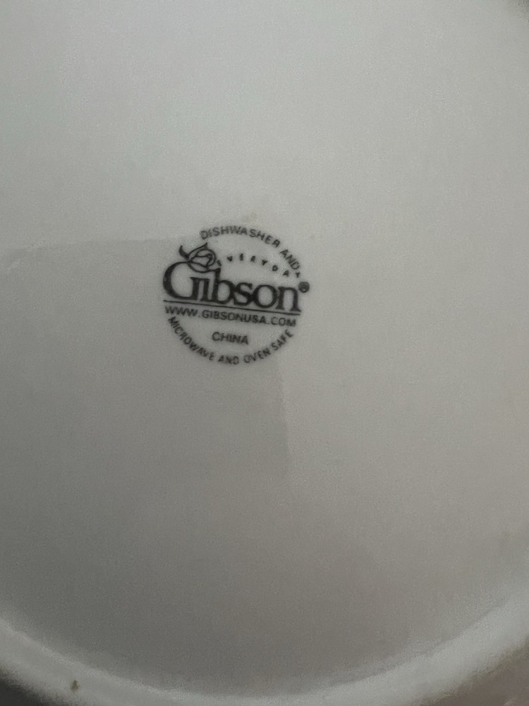 Gibson Designs Bellissimo 13-piece Dinnerware Set