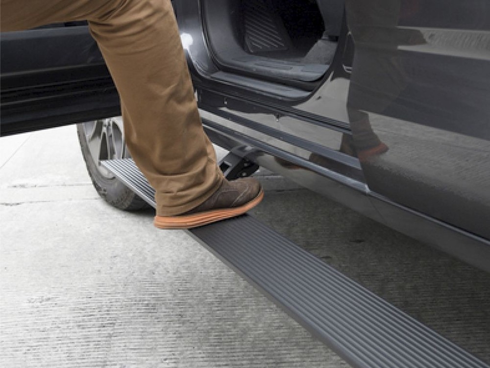 Ionic Electric Drop-Down Running Boards Fit 2019-2025 Ram 1500 Crew Cab