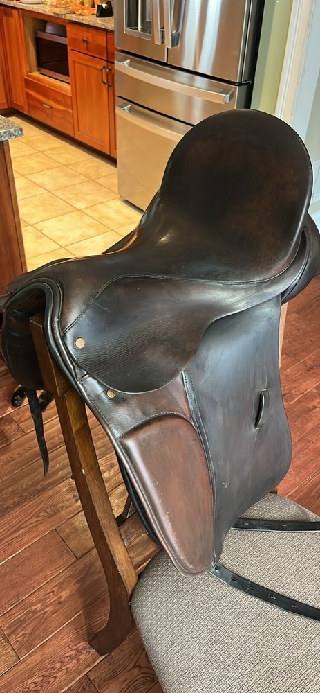 used english riding saddle