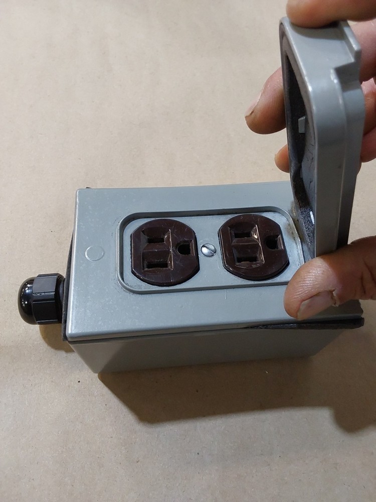 Red Dot Duplex Outlet Box Assy NOS