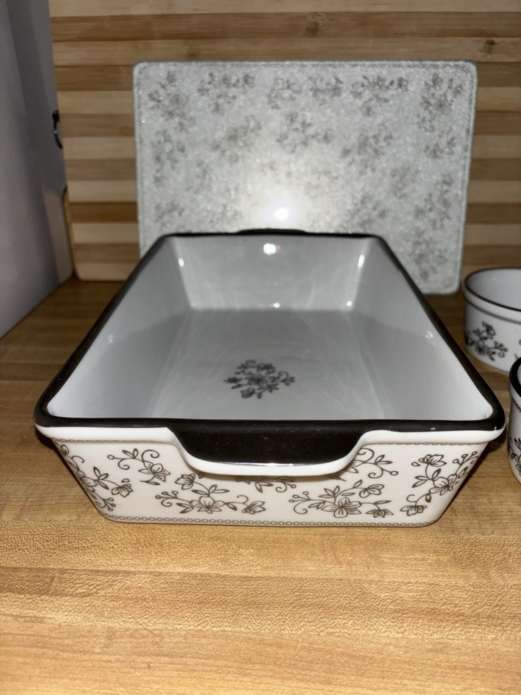 TEMPTATIONS Ceramic Bakeware Set, Rectangular Dish & Ramekins, White Black
