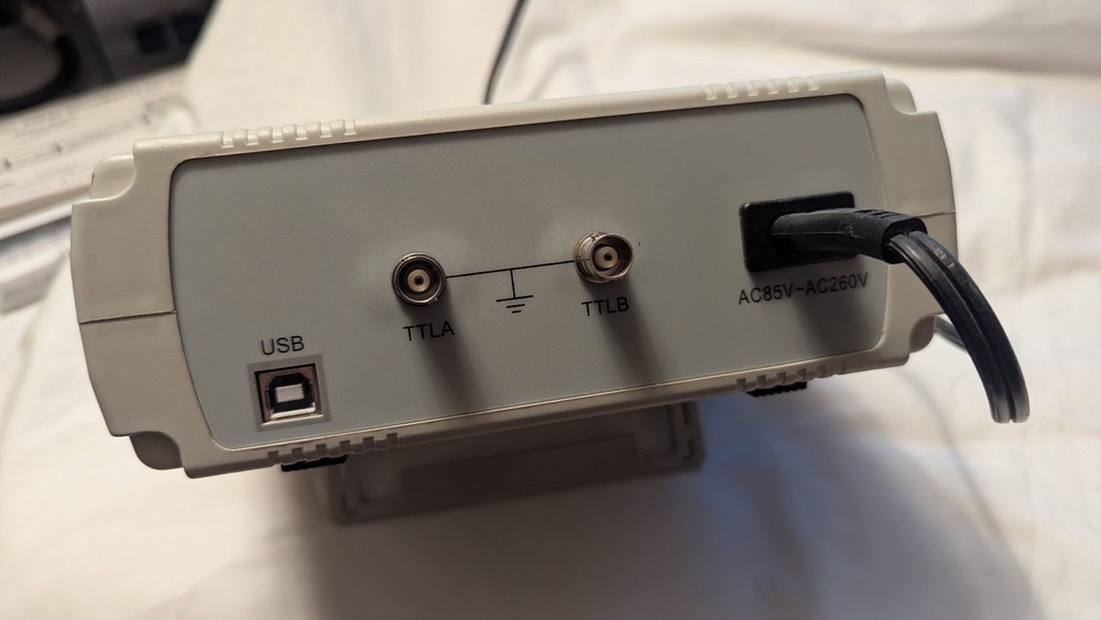 FeelTech FY3200S 24M Dual Channel Arbitrary Function Signal Generator/Counter