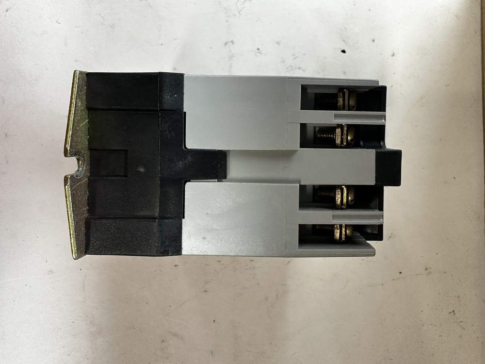 SQUARE D Square D Control Relay Class 8501 Type X Series A