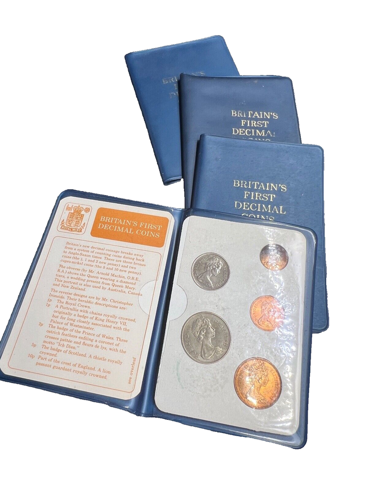 Coins in Wallets x 4 Sets Uncirculated
