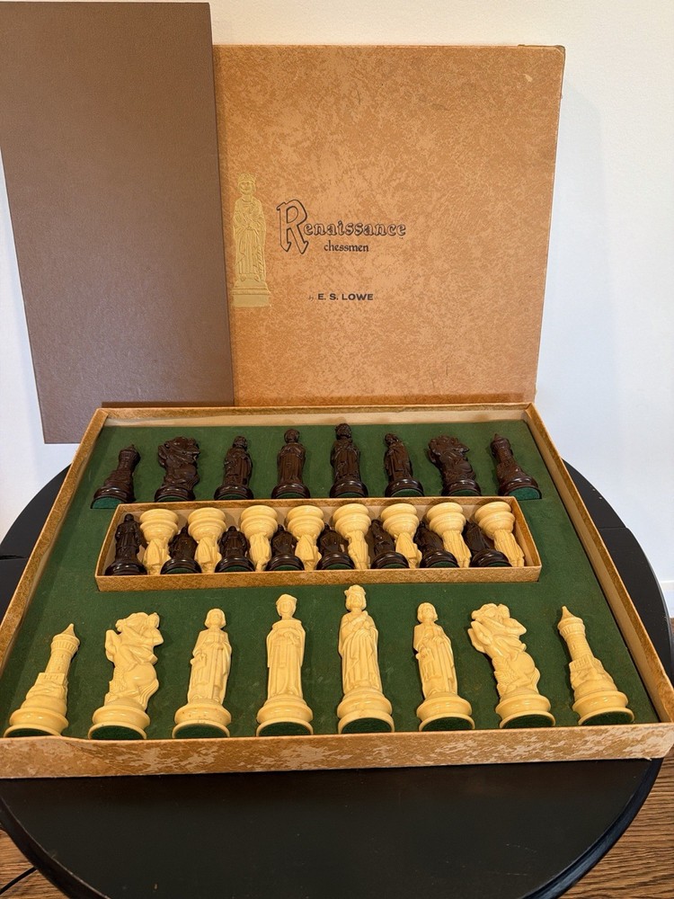 Vintage Renaissance Chess Set Figural E.S. Lowe Complete w Box Display Decor