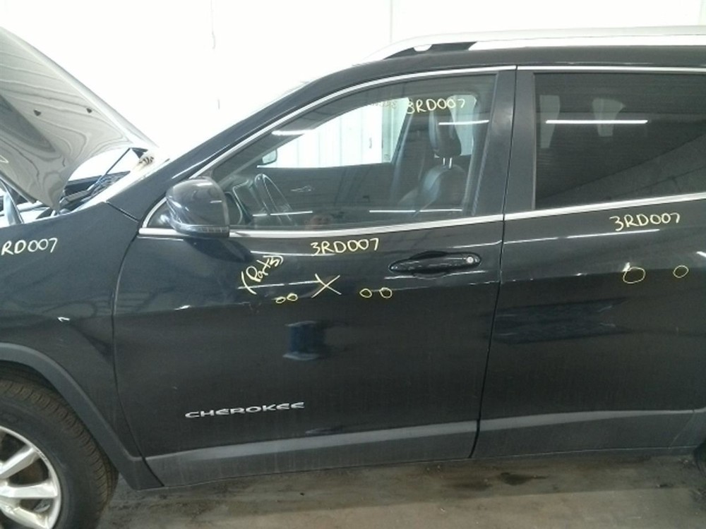 CHEROKEE 2014 Keys/Latches/Locks 104827312