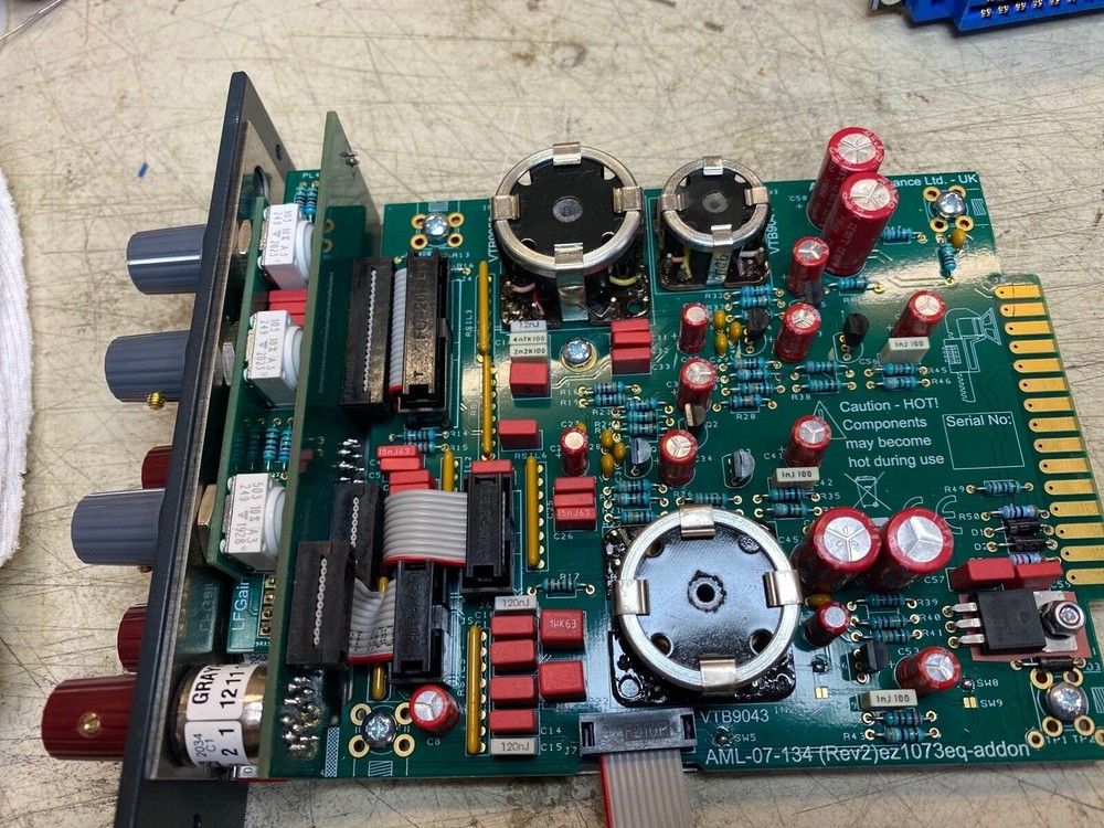 AML 1073 Preamp & 1073 Equaliser Combo 500 Series