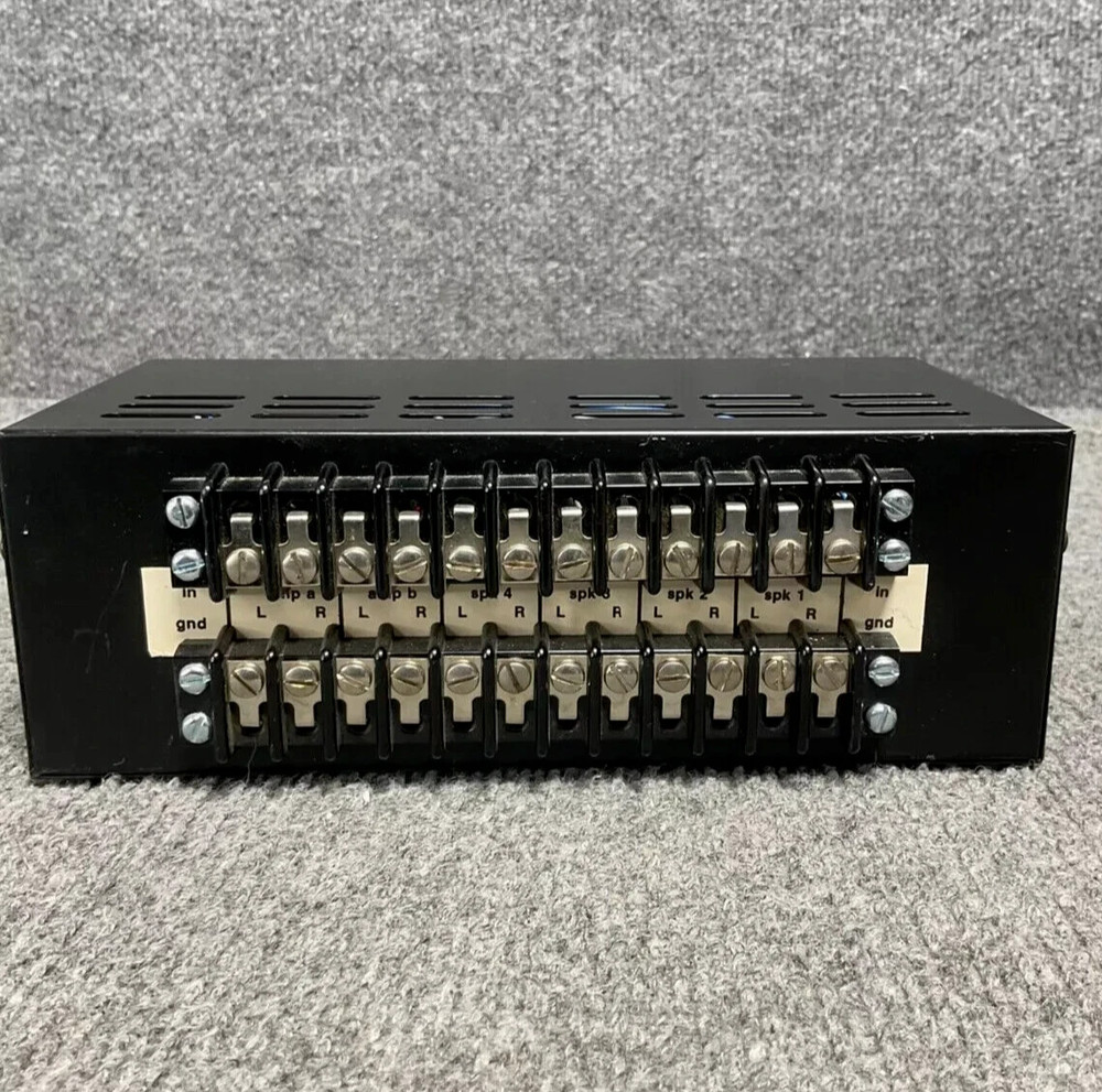 Russound SD-4 Volume Control Multi-Room Multi-Play Model Black