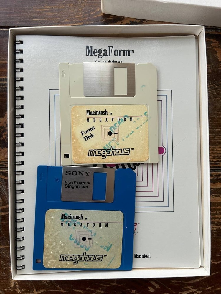 MegaForm for Macintosh Vintage Software Complete Box Manuals Disks