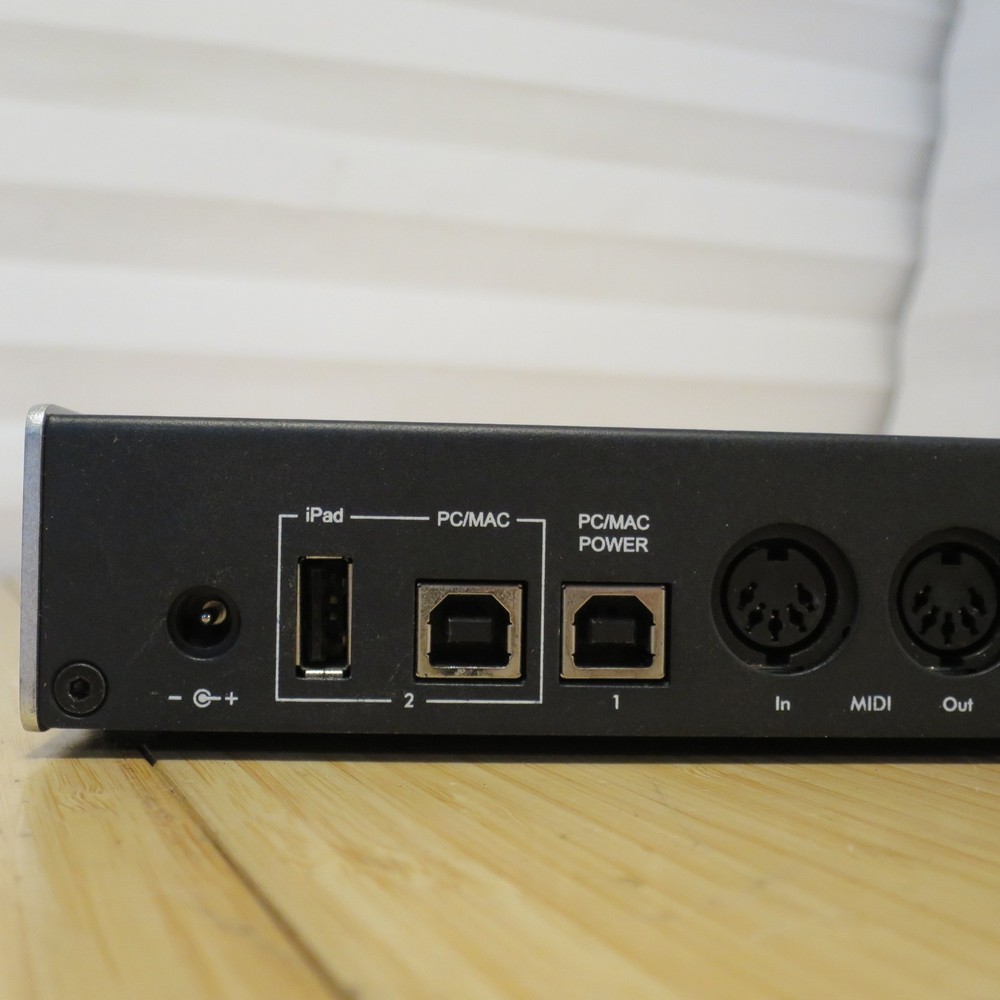 iConnectivity iConnectAUDIO2+ USB Audio Interface MIDI I/O Phantom Power