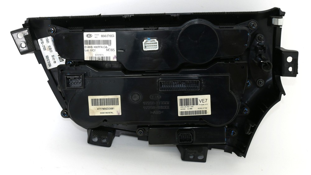 Kia 2011-2013 Optima AM FM CD Nav Controls Module - Part Number 96540-2T100CA