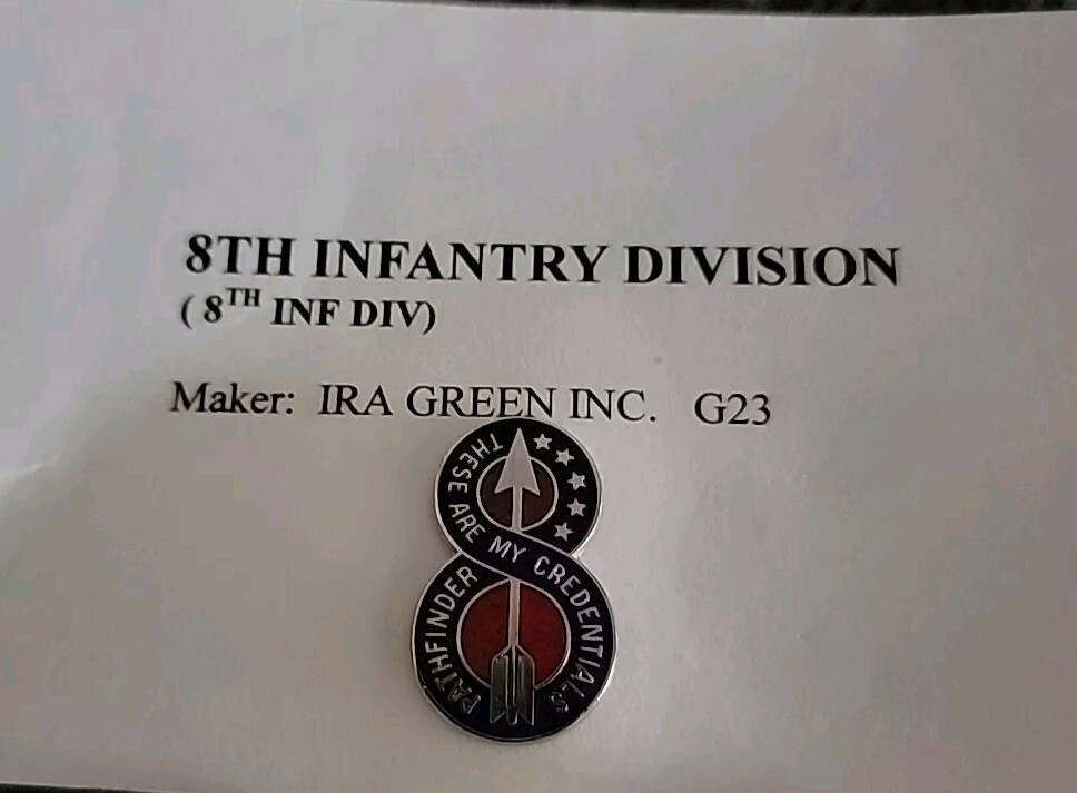 U.S. Army DI Pin: 8th Infantry Divisions