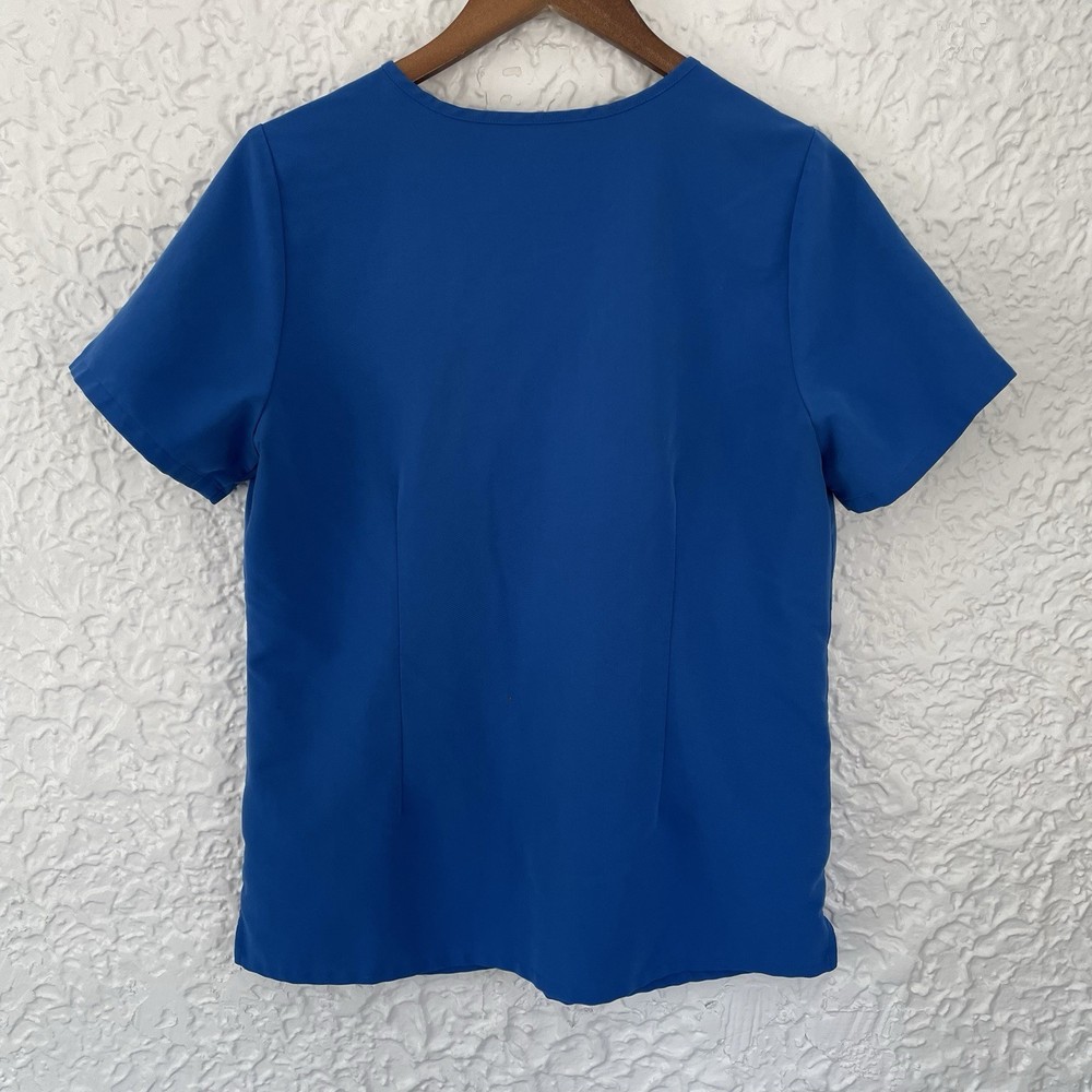 Figs Womens Size M Technical Collection Casma Three Pocket Scrub Top Blue EUC