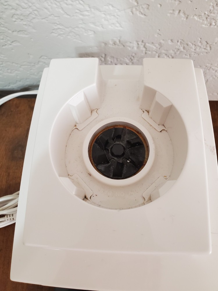 Cuisinart Vari Speed Blender Base Only Model CB-3 Tested Working