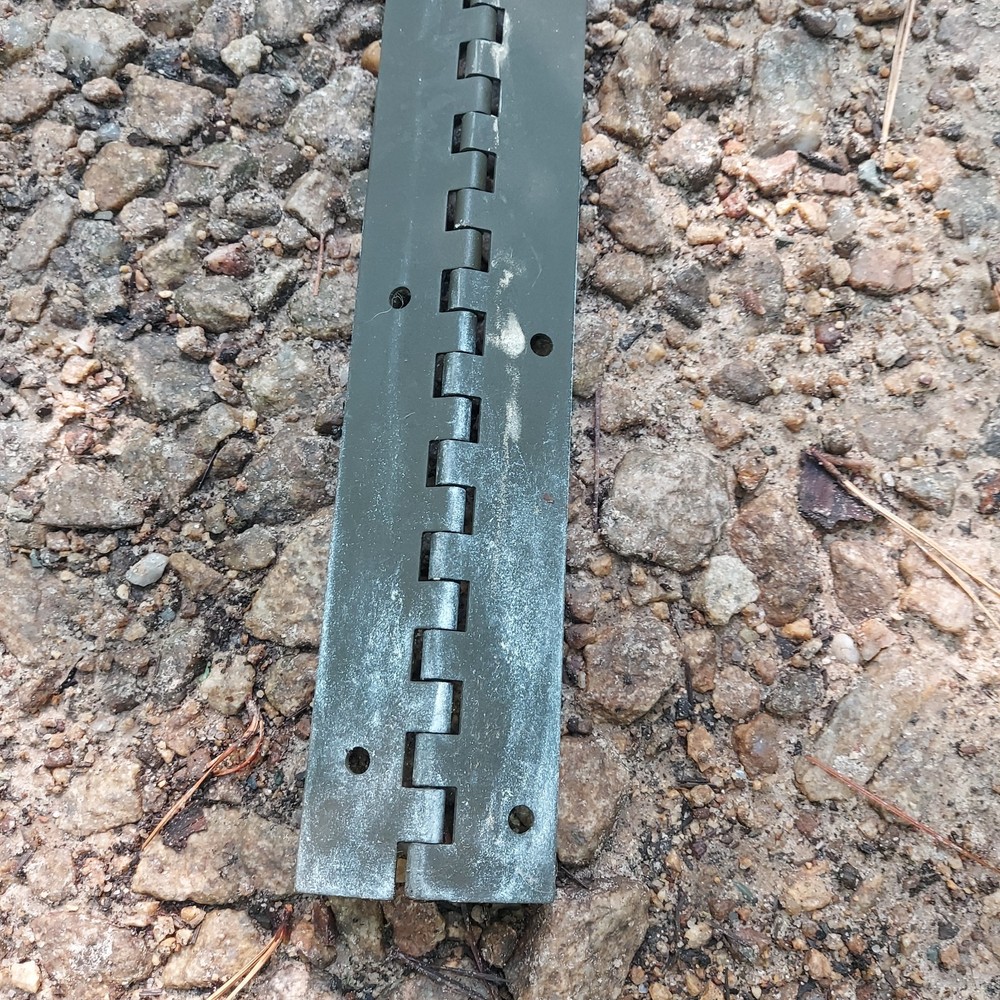 NOS Hinge FMTV? / 12442051