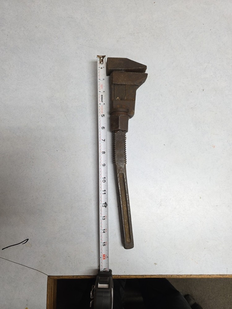 Vintage Springfield Monkey Pipe Wrench Iron Handle 15 in