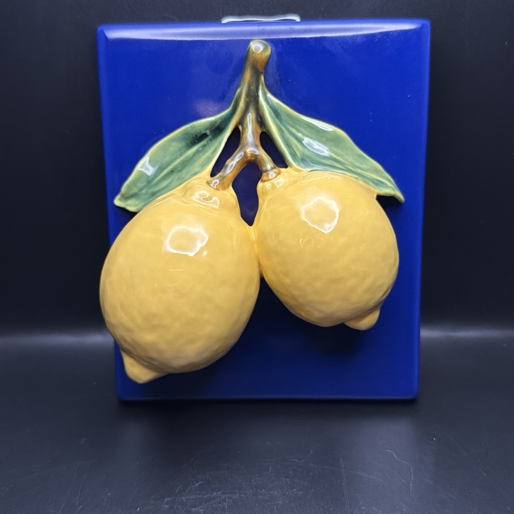 Hand Painted Italian Pottery Wall Plaque / Tile ~ Lemons