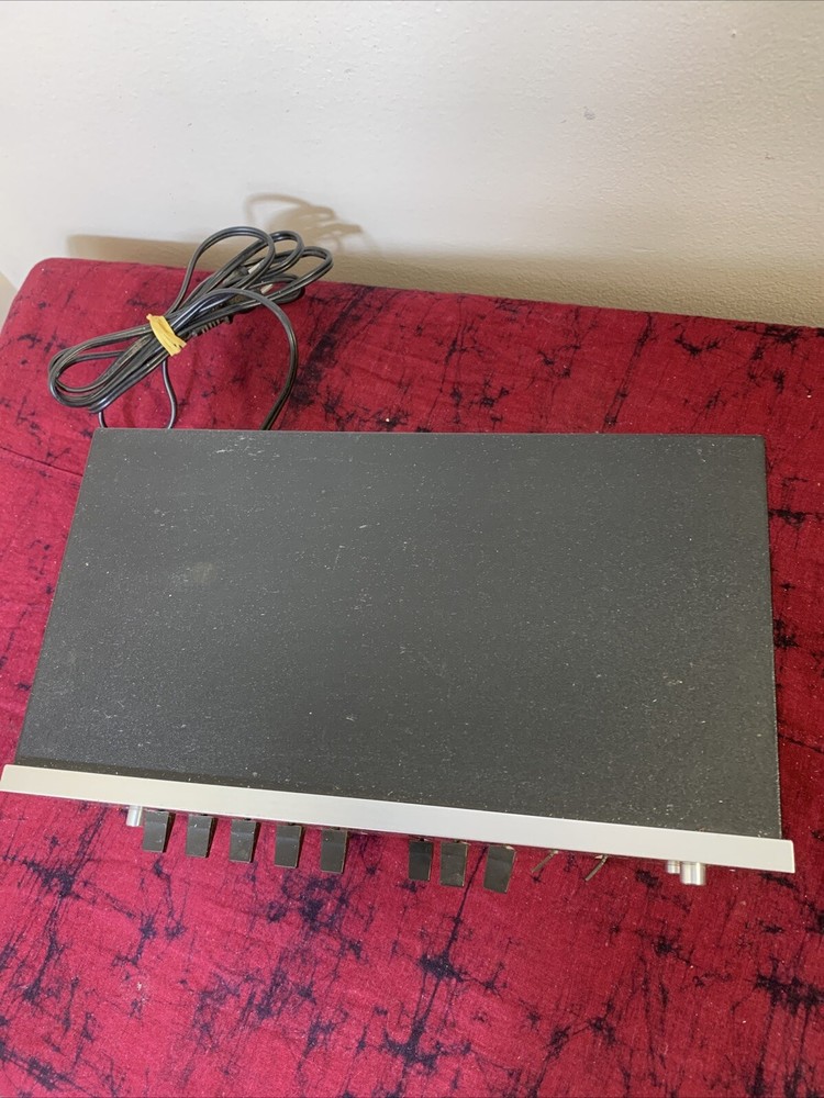 Realistic Five Band Stereo Graphic Equalizer 31-1988