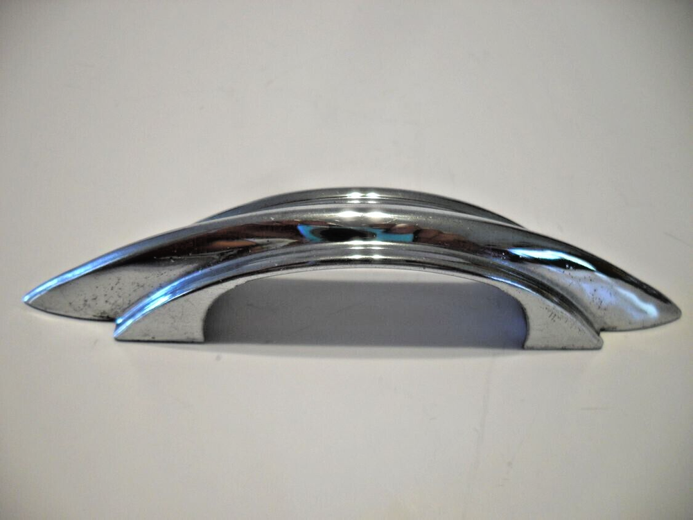 Vintage Chrome Drawer Pulls Stepped Sides Pointed Ends Cabinet Handle Amerock